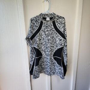 Lululemon Suns Out Rash Guard Mini Ripple White Seal Grey/Black